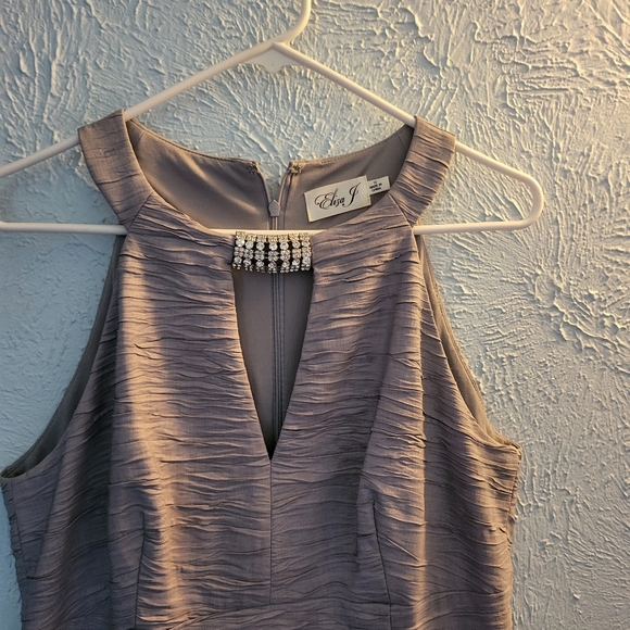 Eliza J Evening dress size 12 - Picture 10 of 14